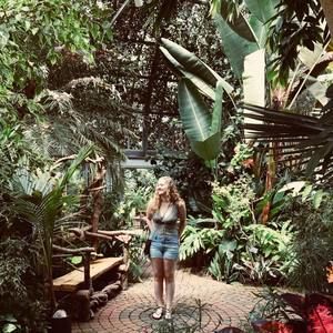 Meet your Posher, Jess